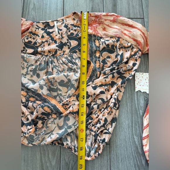 Free People|Cruisin Together Boho mixed print crop top,tribal floral long sleeve - Picture 15 of 16